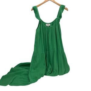 XiRENA Green Pleated Sundress Maxi